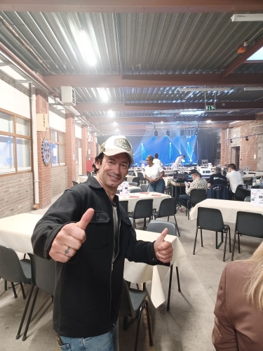 L'artiste vient reconnaître les lieux